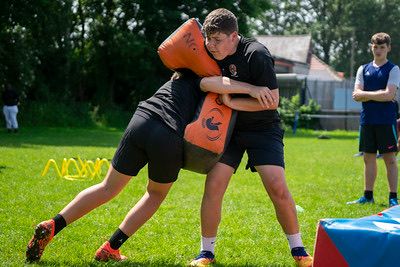 Players working contact pads